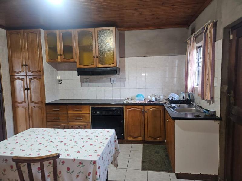 5 Bedroom Property for Sale in Gandhis Hill KwaZulu-Natal