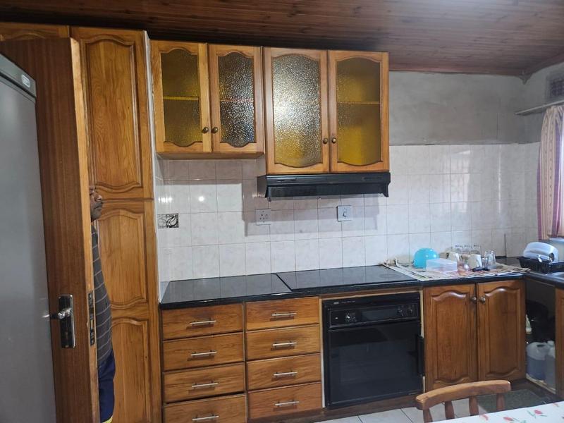 5 Bedroom Property for Sale in Gandhis Hill KwaZulu-Natal