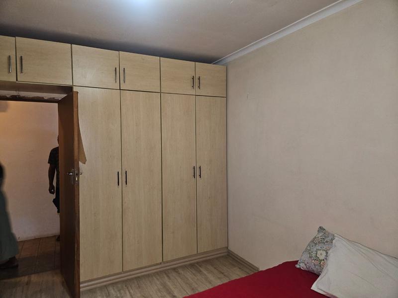 5 Bedroom Property for Sale in Gandhis Hill KwaZulu-Natal