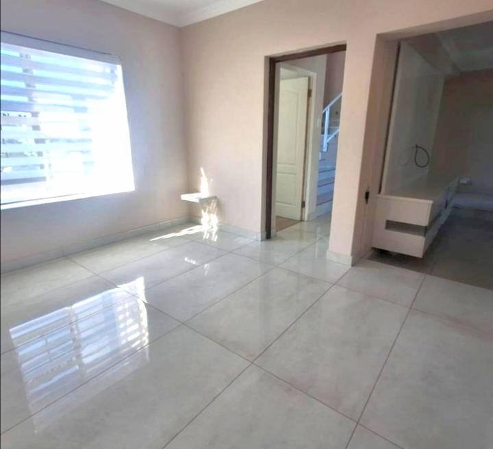 To Let 4 Bedroom Property for Rent in Birdswood KwaZulu-Natal