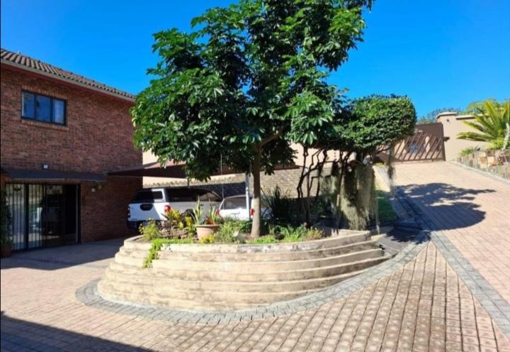 7 Bedroom Property for Sale in Birdswood KwaZulu-Natal