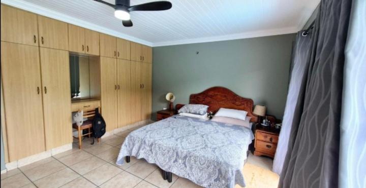 7 Bedroom Property for Sale in Birdswood KwaZulu-Natal