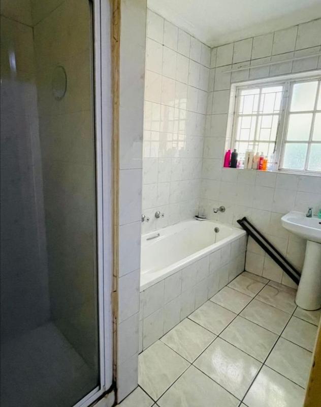2 Bedroom Property for Sale in Meer En See KwaZulu-Natal