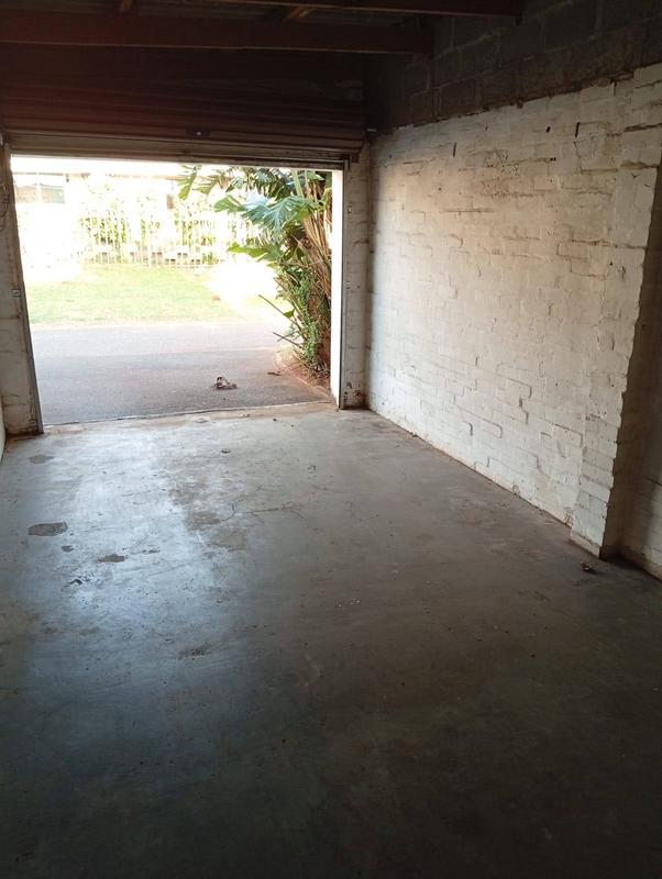 To Let 1 Bedroom Property for Rent in Bluff KwaZulu-Natal