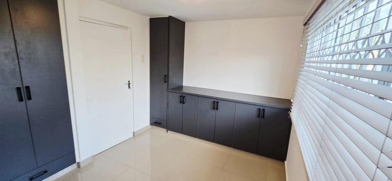 2 Bedroom Property for Sale in Morningside KwaZulu-Natal