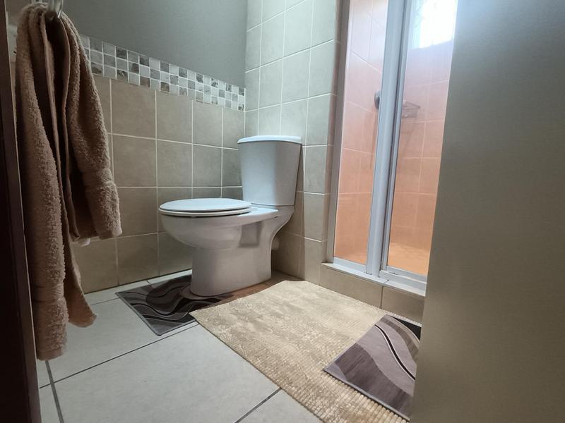 To Let 3 Bedroom Property for Rent in Margate Beach KwaZulu-Natal