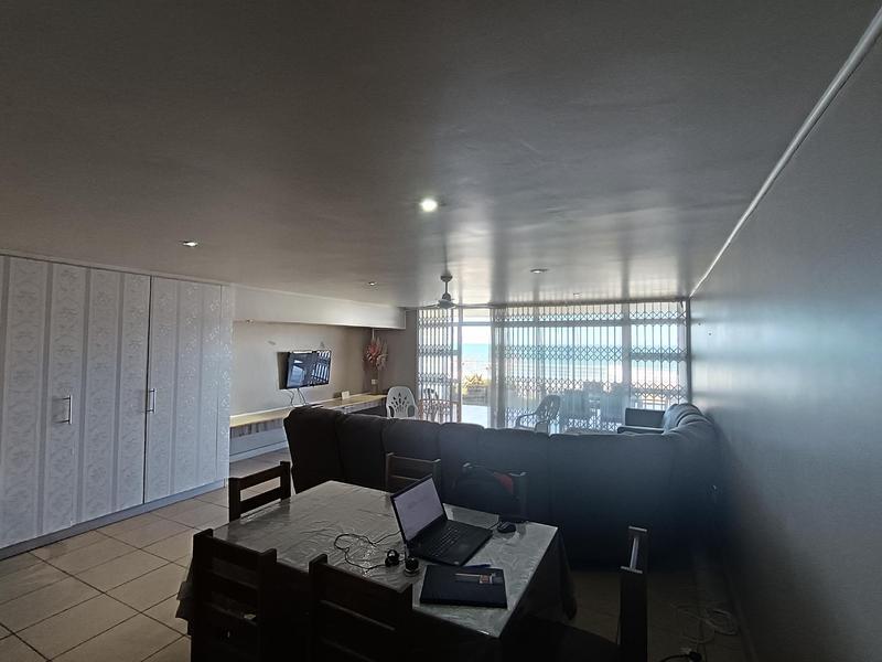 To Let 3 Bedroom Property for Rent in Margate Beach KwaZulu-Natal
