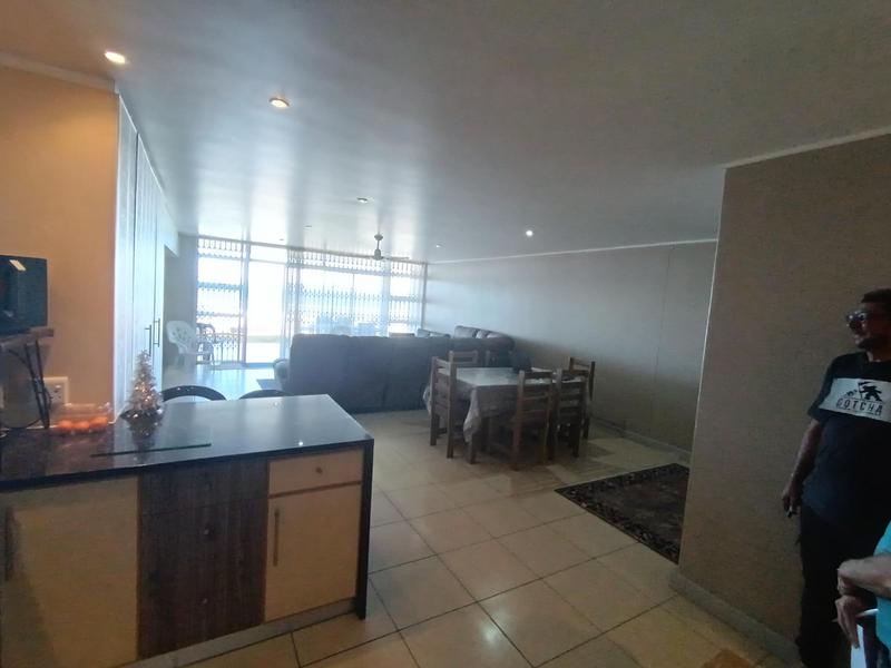 To Let 3 Bedroom Property for Rent in Margate Beach KwaZulu-Natal