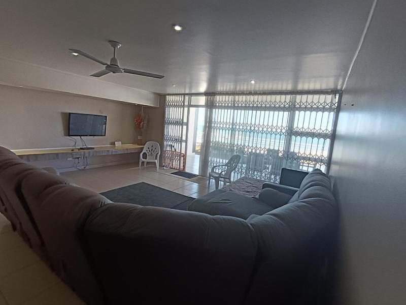 To Let 3 Bedroom Property for Rent in Margate Beach KwaZulu-Natal