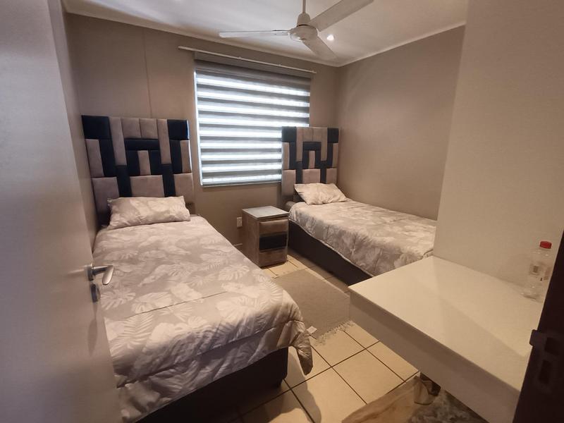 To Let 3 Bedroom Property for Rent in Margate Beach KwaZulu-Natal