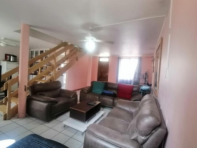 To Let 3 Bedroom Property for Rent in Woodhaven KwaZulu-Natal