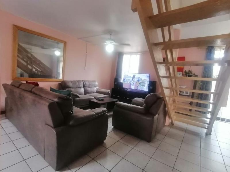 To Let 3 Bedroom Property for Rent in Woodhaven KwaZulu-Natal