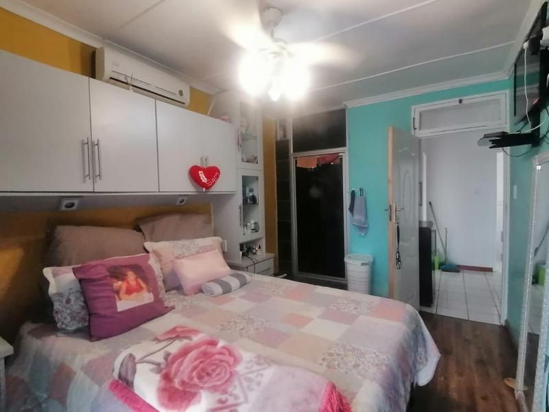 To Let 3 Bedroom Property for Rent in Woodhaven KwaZulu-Natal