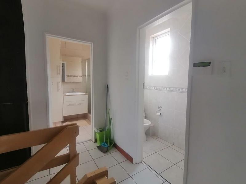 To Let 3 Bedroom Property for Rent in Woodhaven KwaZulu-Natal