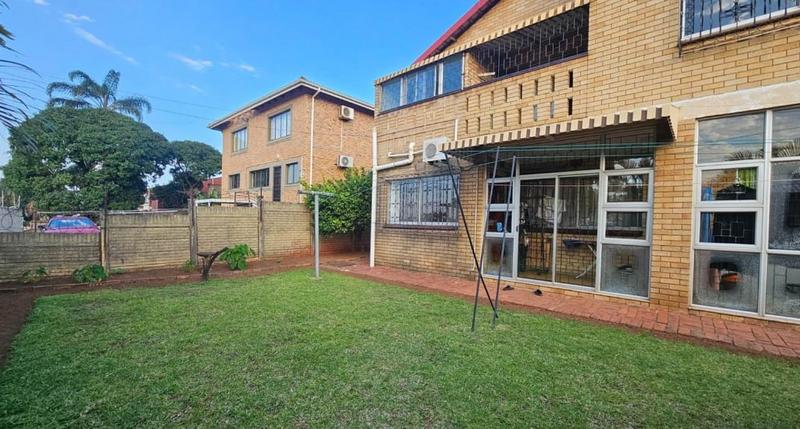 5 Bedroom Property for Sale in Overport KwaZulu-Natal