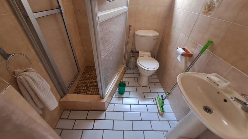 5 Bedroom Property for Sale in Overport KwaZulu-Natal