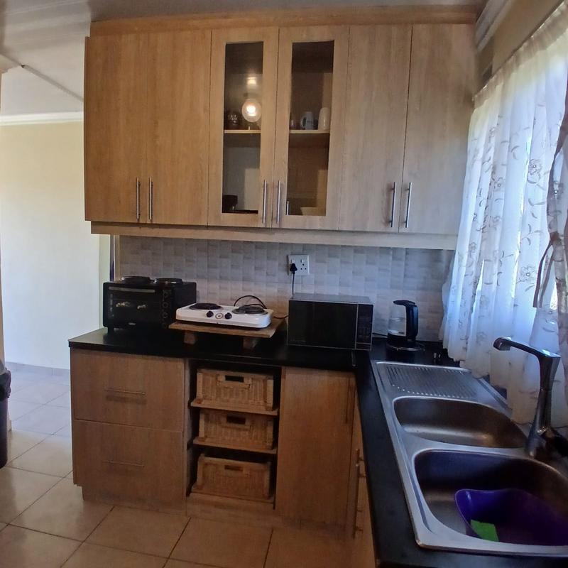 2 Bedroom Property for Sale in Umlazi KwaZulu-Natal