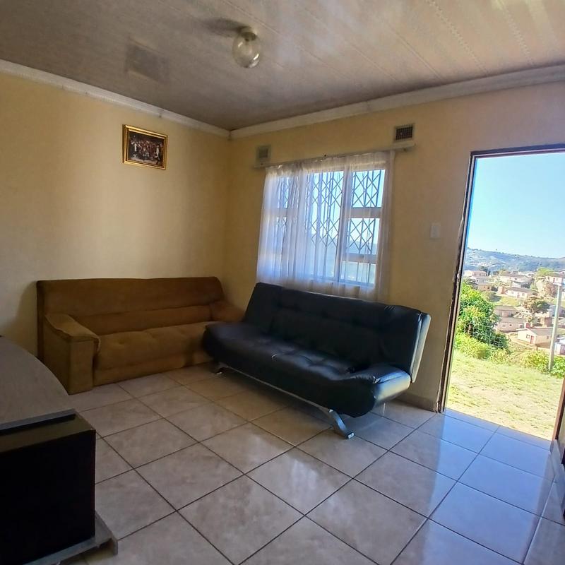 2 Bedroom Property for Sale in Umlazi KwaZulu-Natal
