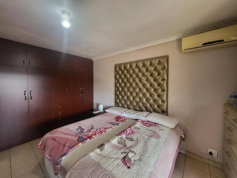 4 Bedroom Property for Sale in Parkgate KwaZulu-Natal