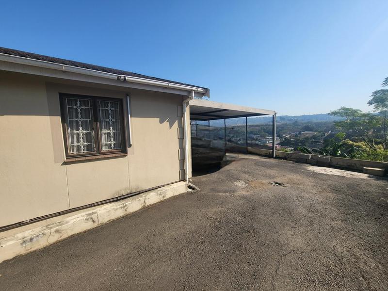 4 Bedroom Property for Sale in Parkgate KwaZulu-Natal