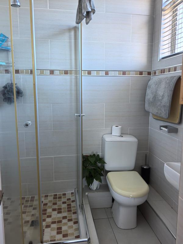 2 Bedroom Property for Sale in Windermere KwaZulu-Natal