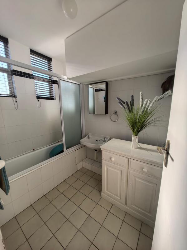 2 Bedroom Property for Sale in Windermere KwaZulu-Natal