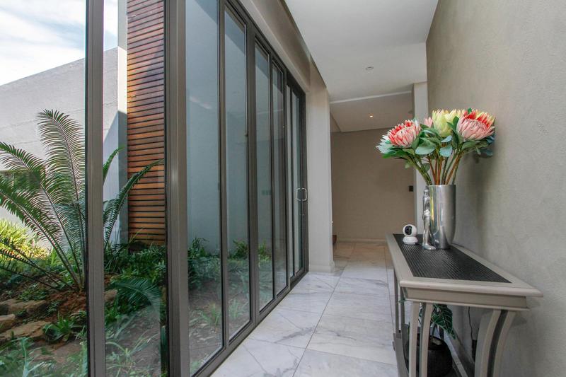 5 Bedroom Property for Sale in Umhlanga Ridge KwaZulu-Natal