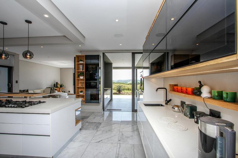 5 Bedroom Property for Sale in Umhlanga Ridge KwaZulu-Natal