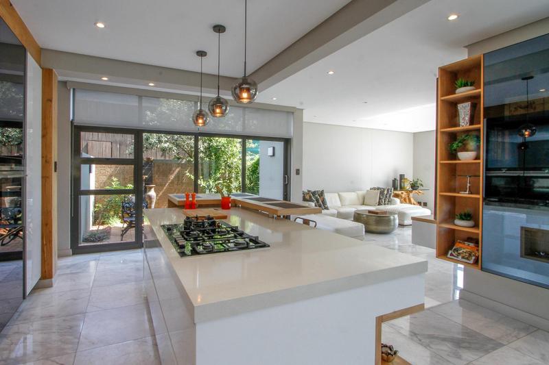 5 Bedroom Property for Sale in Umhlanga Ridge KwaZulu-Natal