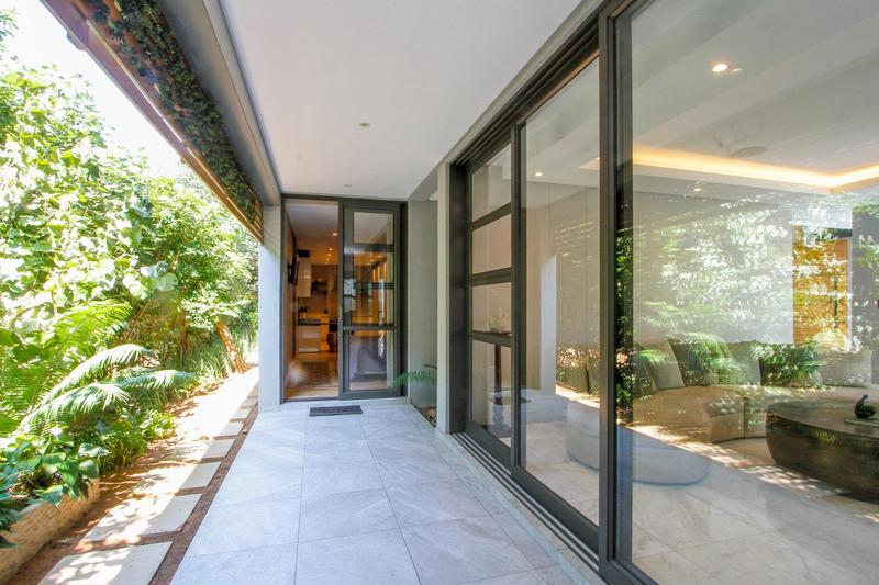 5 Bedroom Property for Sale in Umhlanga Ridge KwaZulu-Natal