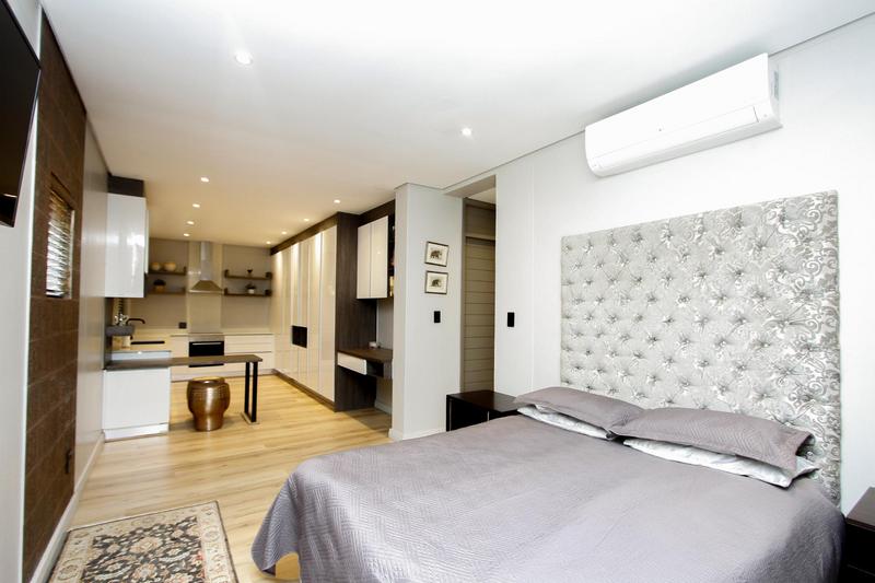 5 Bedroom Property for Sale in Umhlanga Ridge KwaZulu-Natal