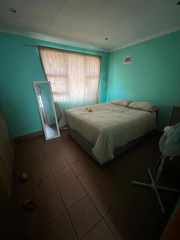 4 Bedroom Property for Sale in Newlands West KwaZulu-Natal