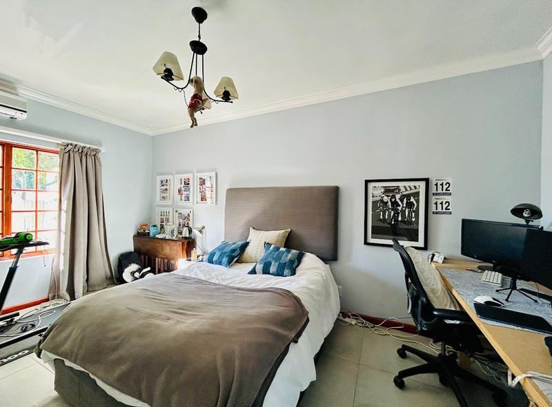 5 Bedroom Property for Sale in Ballitoville KwaZulu-Natal
