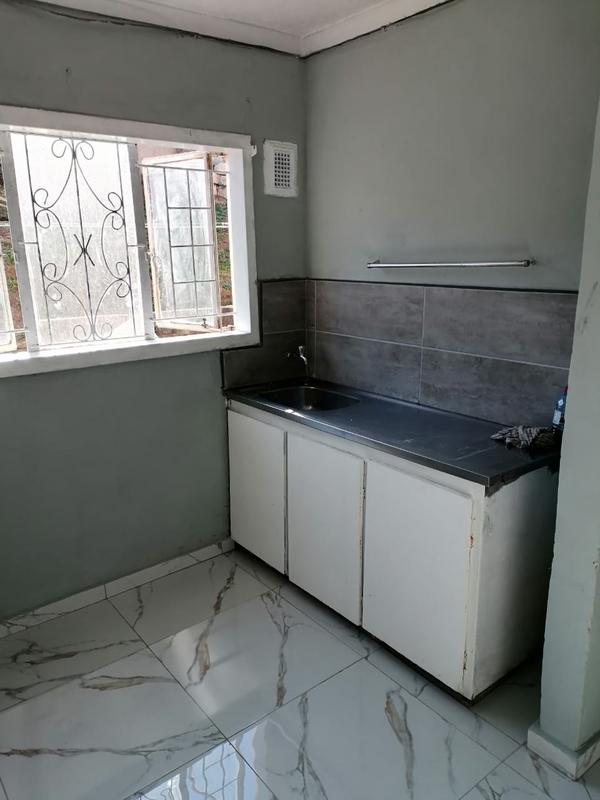 To Let 1 Bedroom Property for Rent in Sunford KwaZulu-Natal