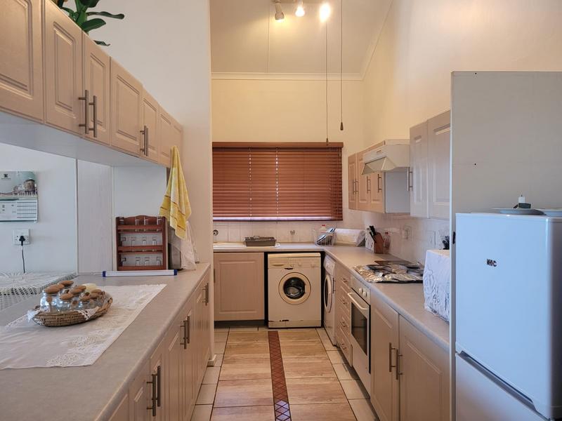 To Let 3 Bedroom Property for Rent in Uvongo Beach KwaZulu-Natal