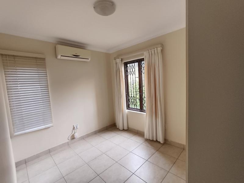 2 Bedroom Property for Sale in Margate KwaZulu-Natal