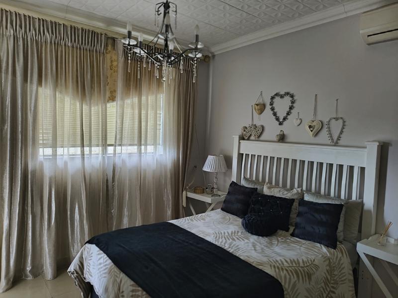 2 Bedroom Property for Sale in Margate KwaZulu-Natal