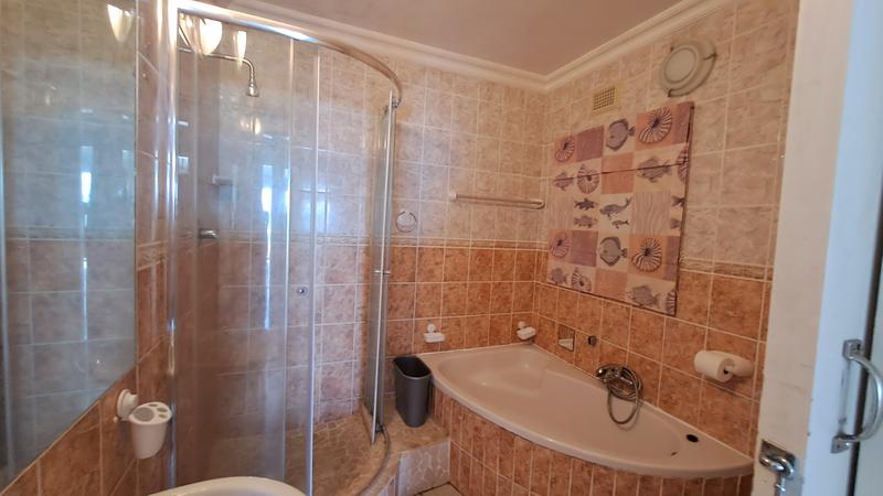 1 Bedroom Property for Sale in Manaba Beach KwaZulu-Natal