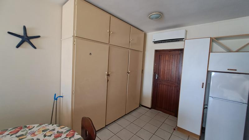 1 Bedroom Property for Sale in Manaba Beach KwaZulu-Natal