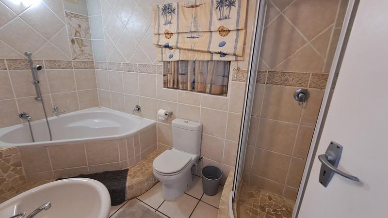 3 Bedroom Property for Sale in Manaba Beach KwaZulu-Natal