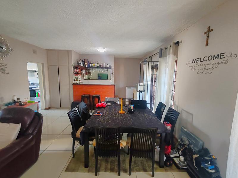 3 Bedroom Property for Sale in Uvongo KwaZulu-Natal