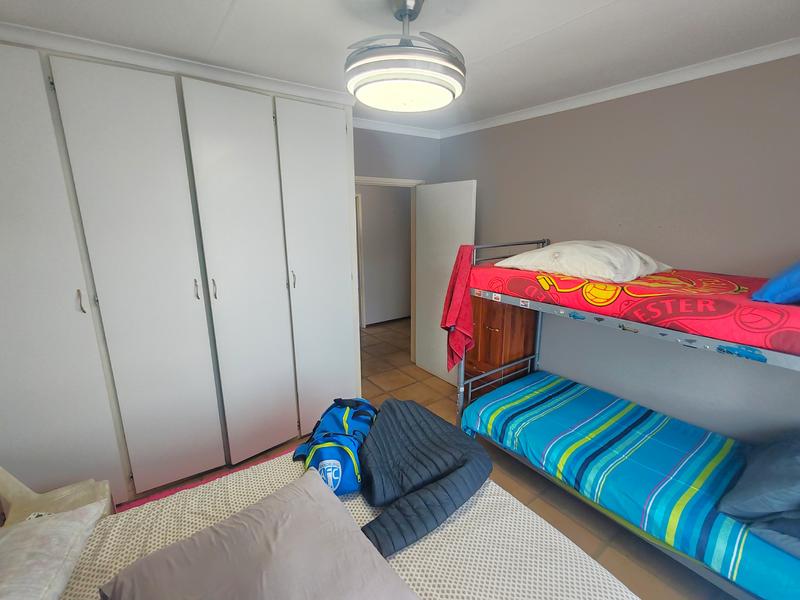 3 Bedroom Property for Sale in Uvongo KwaZulu-Natal