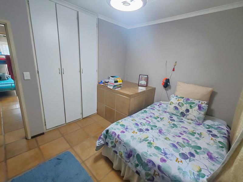 3 Bedroom Property for Sale in Uvongo KwaZulu-Natal