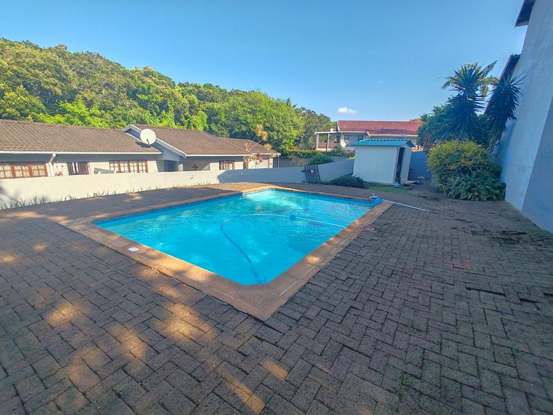3 Bedroom Property for Sale in Uvongo KwaZulu-Natal