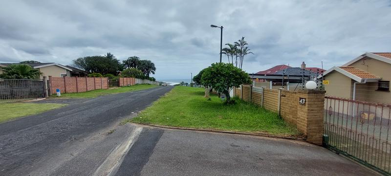 5 Bedroom Property for Sale in Uvongo KwaZulu-Natal