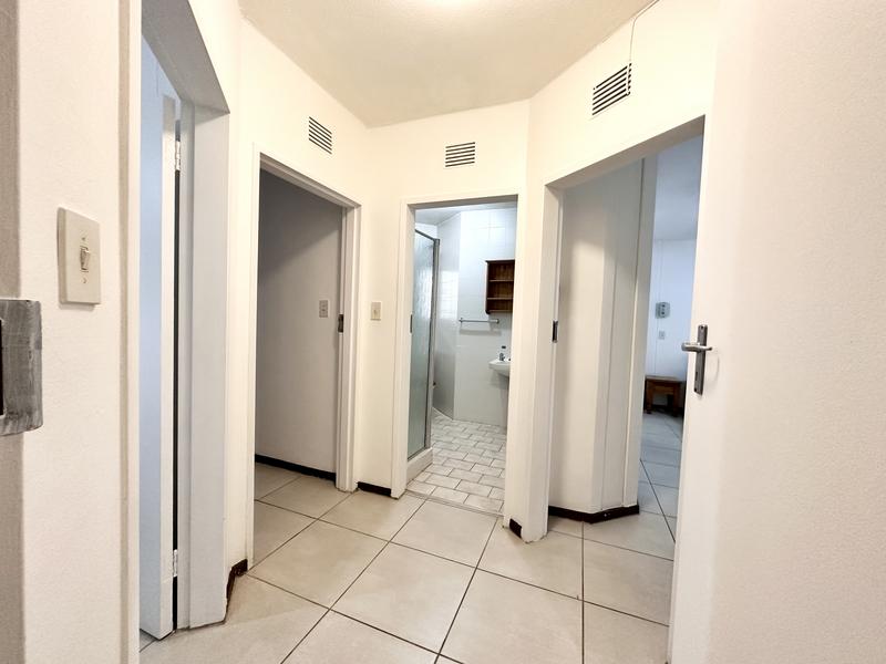 5 Bedroom Property for Sale in Uvongo KwaZulu-Natal