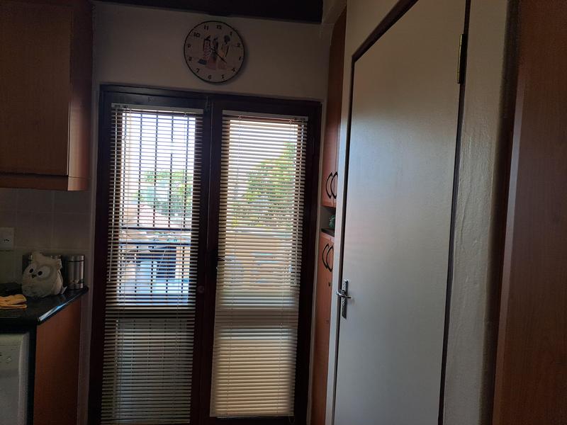 1 Bedroom Property for Sale in Uvongo Beach KwaZulu-Natal