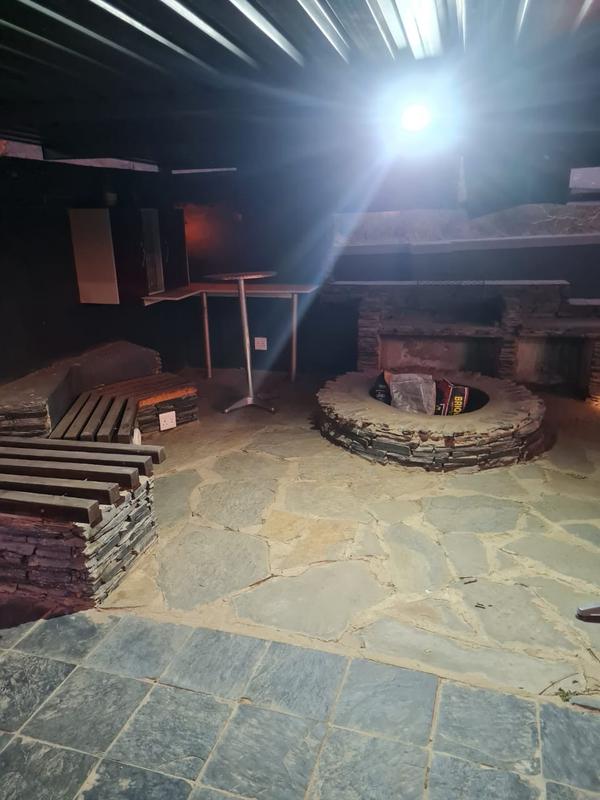 5 Bedroom Property for Sale in Inanda KwaZulu-Natal