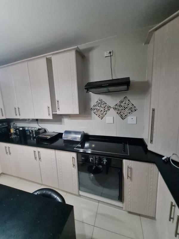 5 Bedroom Property for Sale in Inanda KwaZulu-Natal