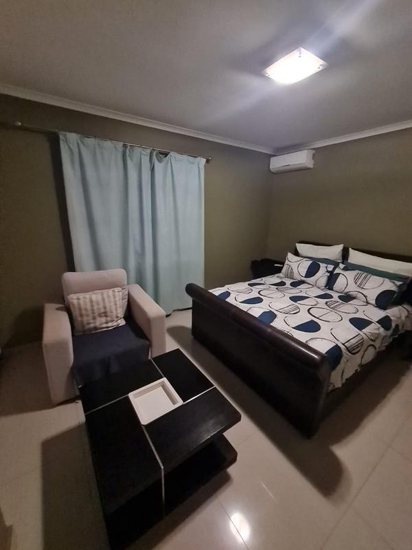 5 Bedroom Property for Sale in Inanda KwaZulu-Natal